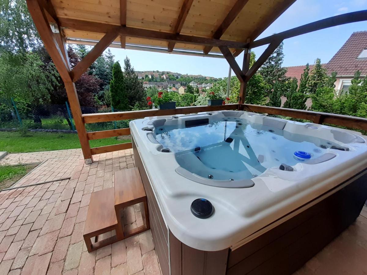 Flamingo Vendeghaz Bed & Breakfast Егер Екстериор снимка