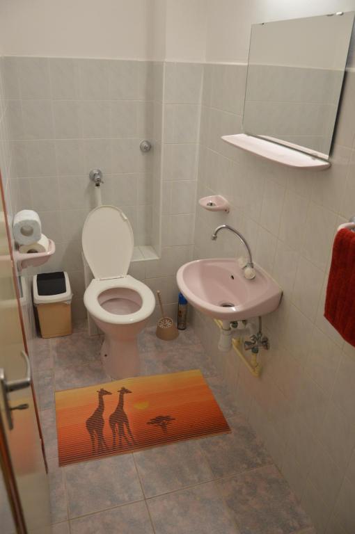 Flamingo Vendeghaz Bed & Breakfast Егер Екстериор снимка